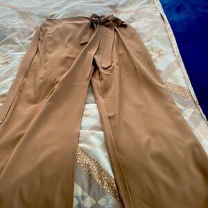 HALARA Tan Tie-Waist Pants